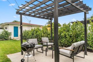 Charming North Miami Home with Private Yard - 1