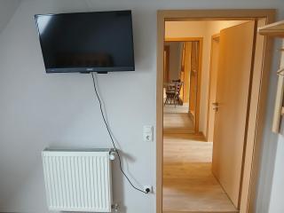 Ferienwohnung-Monteurswohnung "Landhotel-Weining" - 2