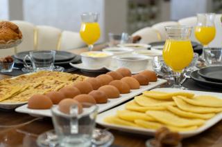 Villa Traverta-marrakech luxe et sérénité, 5 suites, 3 salons européens & 1 salon beldi, cuisine américaine équipée, piscine au sel chauffée, hammam traditionnel & services personnalisés - 5