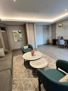 Hotel Style Condo Stay in Cubao - Manila - 1