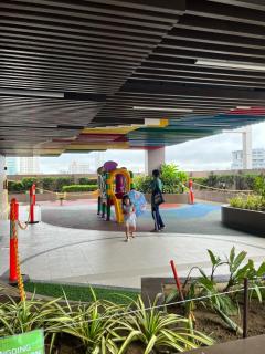 Hotel Style Condo Stay in Cubao - Manila - 8