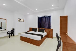 HOTEL O KARTHIKEYA GUEST Inn - Warangal - 0