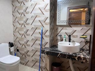 Welcome to J's Suites 1 - 7