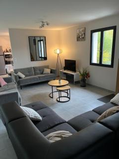 GITE DE 6 A 14 PERSONNES Chez Léontine - 3