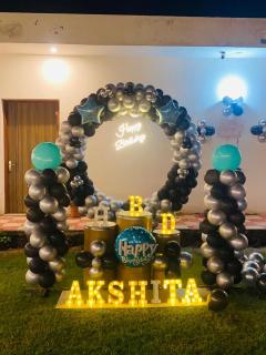 The Happy Hangout - 0