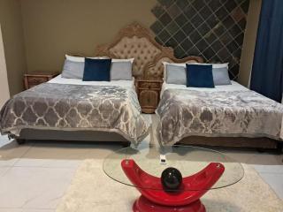 Blue Lantern Bed and Breakfast - 7