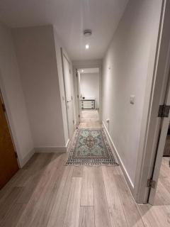 Your Private Apartment in Vibrant Wembley! - 2