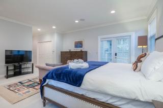 Prime Richmond Stay 10 min to YVR & Steveston - 3