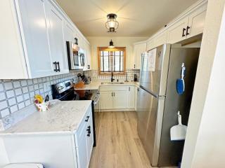 OS760-Beach Tomatoes - Corolla - 4