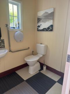 Rustic Roost - Maheno Country Tavern - 2