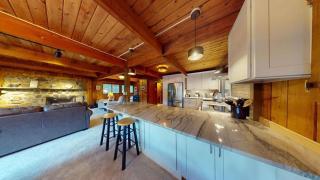 Treehouse Home - Ludlow - 1