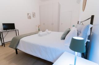 NicoleSuite 73 Modern Elegance in the Heart of Milan - 6