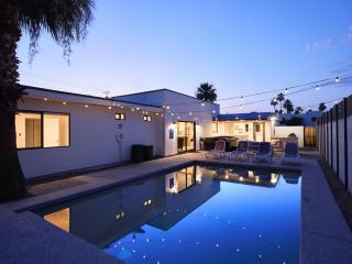 Sunset - Private Pool & Spa - Walk to Old Town - 9