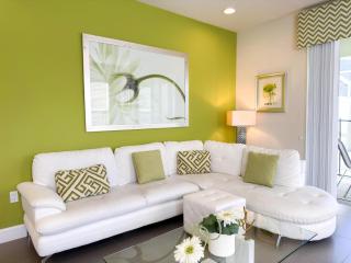 Stylish 3-BR with Private Pool & Conservation View - 5