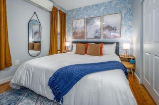 Prime OTR by TQL, Smart TVs, King Bed, Wifi, Sleeps 3ppl, 1st Fl - 9