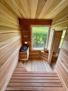 Private Luxurious Canal Estate - 4