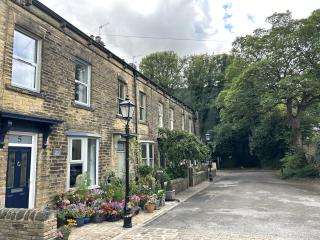 Weavers Rest - New Boutique Retreat in Central Skipton with Parking - Skipton - 0
