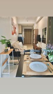 LizJen Staycation - 9