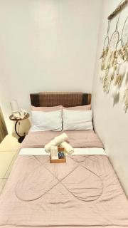 LizJen Staycation - 3