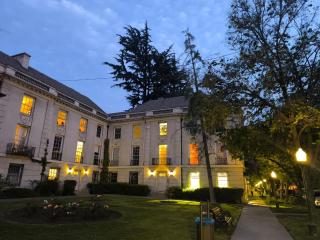 Habitación con baño cercana a metro - 2