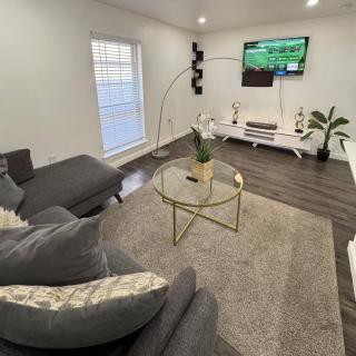 3 DT Dallas l FIFA WORLD CUP READY l 5 Min from Love Field - 4