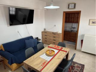 Το σπίτι της πλατείας - 5