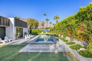 Stunning Zen Retreat - 7