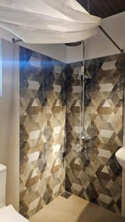 Southern Sea Breeze - 1