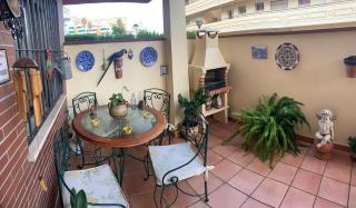 Torremolinos Retreat Parking available - 0