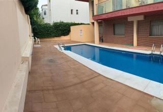 Torremolinos Retreat Parking available - 9