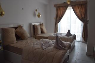 Lake House Hotel - 1