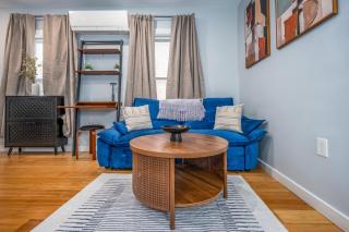 OTR by TQL, Lux King Bed, Sleeps 4ppl, Smart TVs, Fast Wifi, 3rd Fl - 9