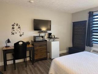 Auberge MicKy Inc - 5