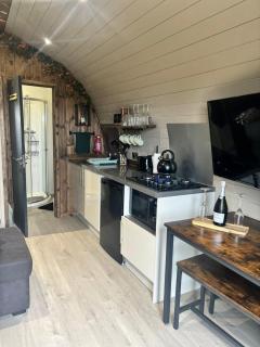 Standen Lodge - Glamping Pods with hot tub - Mablethorpe - 5