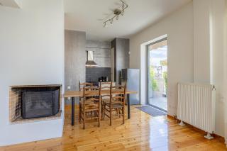 mylo akropoli views - 2