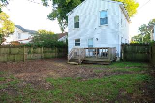 Modern & Vibrant Oasis Minutes from Downtown - 6