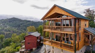 Scenic Cabin next to Dollywood and Attractions! - 8