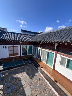 Andong Hanok Stay Traditonal House 안동별장 - 9
