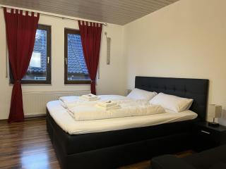 Ruby Rose - Business & Family Apartment - 0