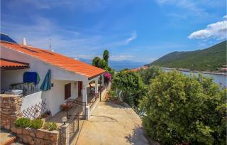 Nice Apartment In Gdinj With Wifi - 6