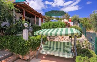 Nice Apartment In Gdinj With Wifi - 1