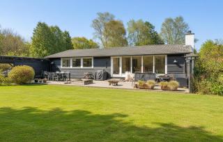3 Bedroom Cozy Home In Grenaa - Brøndstrup - 0