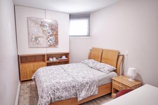 Soho, Comfortable with Free Parking Spot on basement - 0