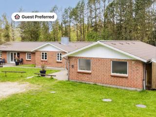 4 star holiday home in Øster Assels-By Traum - 0