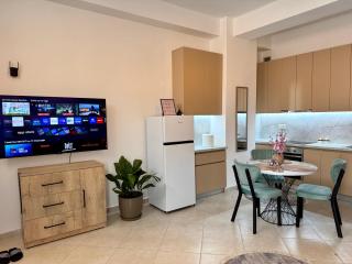 City Center Cozy Studio - 8