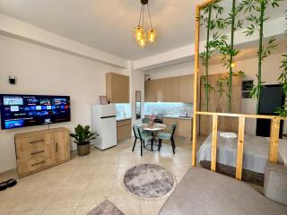 City Center Cozy Studio - 9