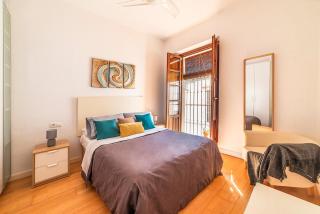 Charming apartment in downtown Seville - 4