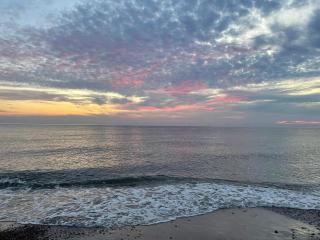 Seaside Escape with Amenities - By Traum Ferienwohnungen - 1