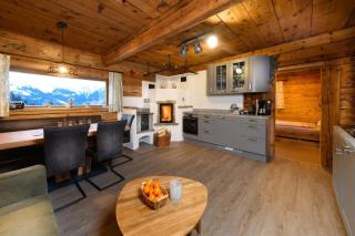 Hungarhub Hütte - 5