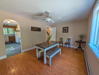 Acadia Hiking Hideaway 1 dog ok sleeps 6 family - 6